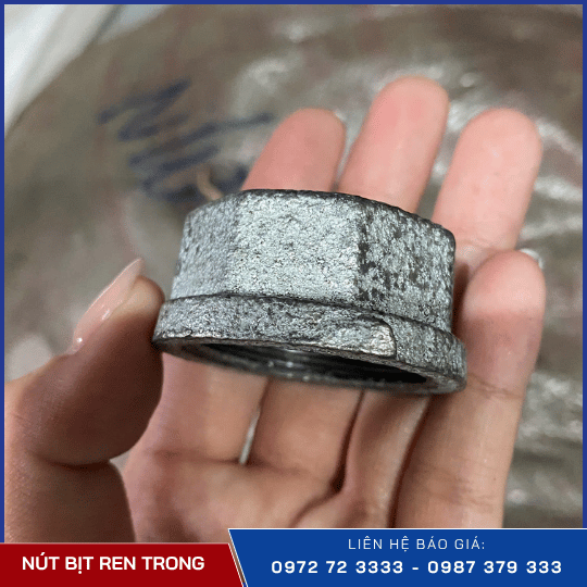 Nút bịt ren trong
